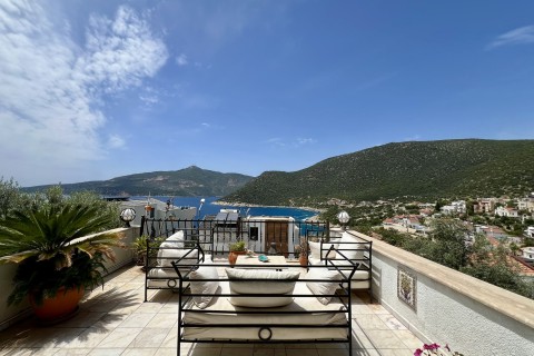 Gizza Homes’tan Kalkan Kalamar Mevkinde 3+1 Satılık Villa