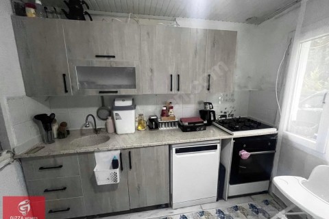 Kesikkapı Mah.Arsa İçersinde 2 Satilik Daire ve Arsasi