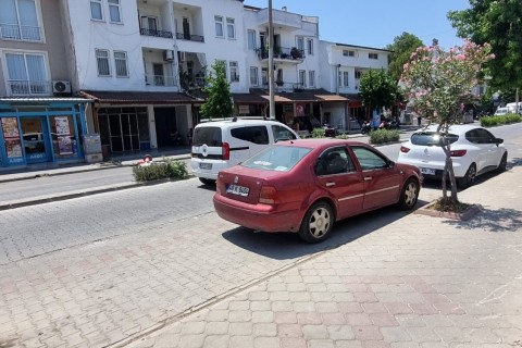 MENTEŞEOĞLU MAH. ANA CAD. ÜZERİ KİRALIK 1+1 AYRI MUTFAK EV