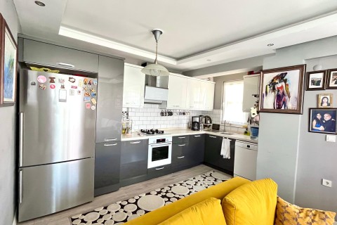Foça Mah. Pazar Pazarına Yakın Satılık 3+1 Dubleks Daire